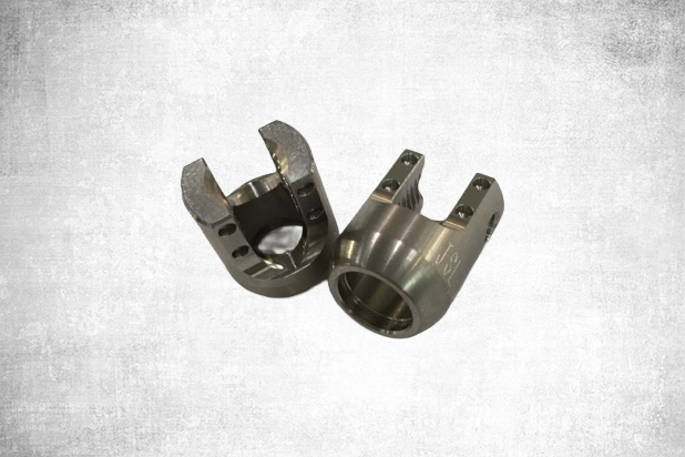 Medical component machining sample 3